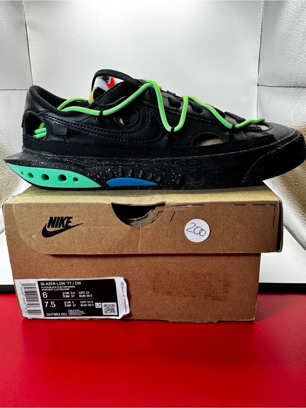 Nike x Off-White Blazer Low Black Electro Green Size 6 Deadstock Brand New